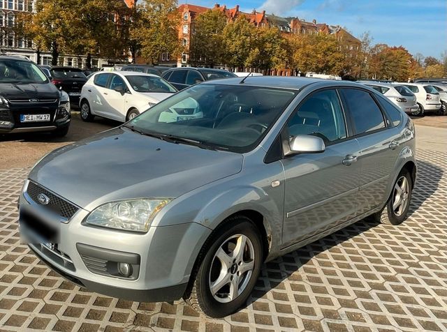 Ford Focus TÜV bis 05/2026