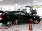 Volvo V70 Kombi Momentum AWD/Automatik/LEDER/NAVI - Volvo V70: Awd