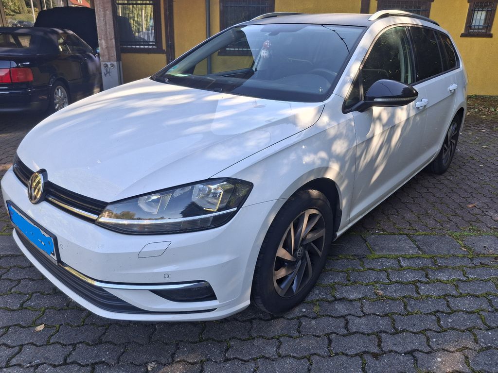 Image of Volkswagen Golf