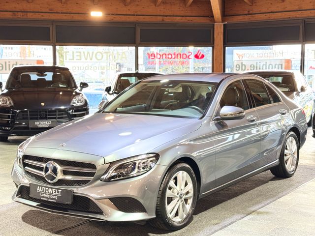 Mercedes-Benz C180 CGI 9G-Tronic LED-NAVI-LEDER-SPUR-TOT-KAMER