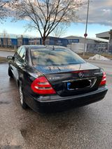 Mercedes-Benz E 200 KOMPRESSOR CLASSIC Classic - Mercedes-Benz E 200 aus 2005