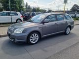 Toyota Avensis Kombi 1.8 Executive - Toyota Avensis aus 2005: Kombi