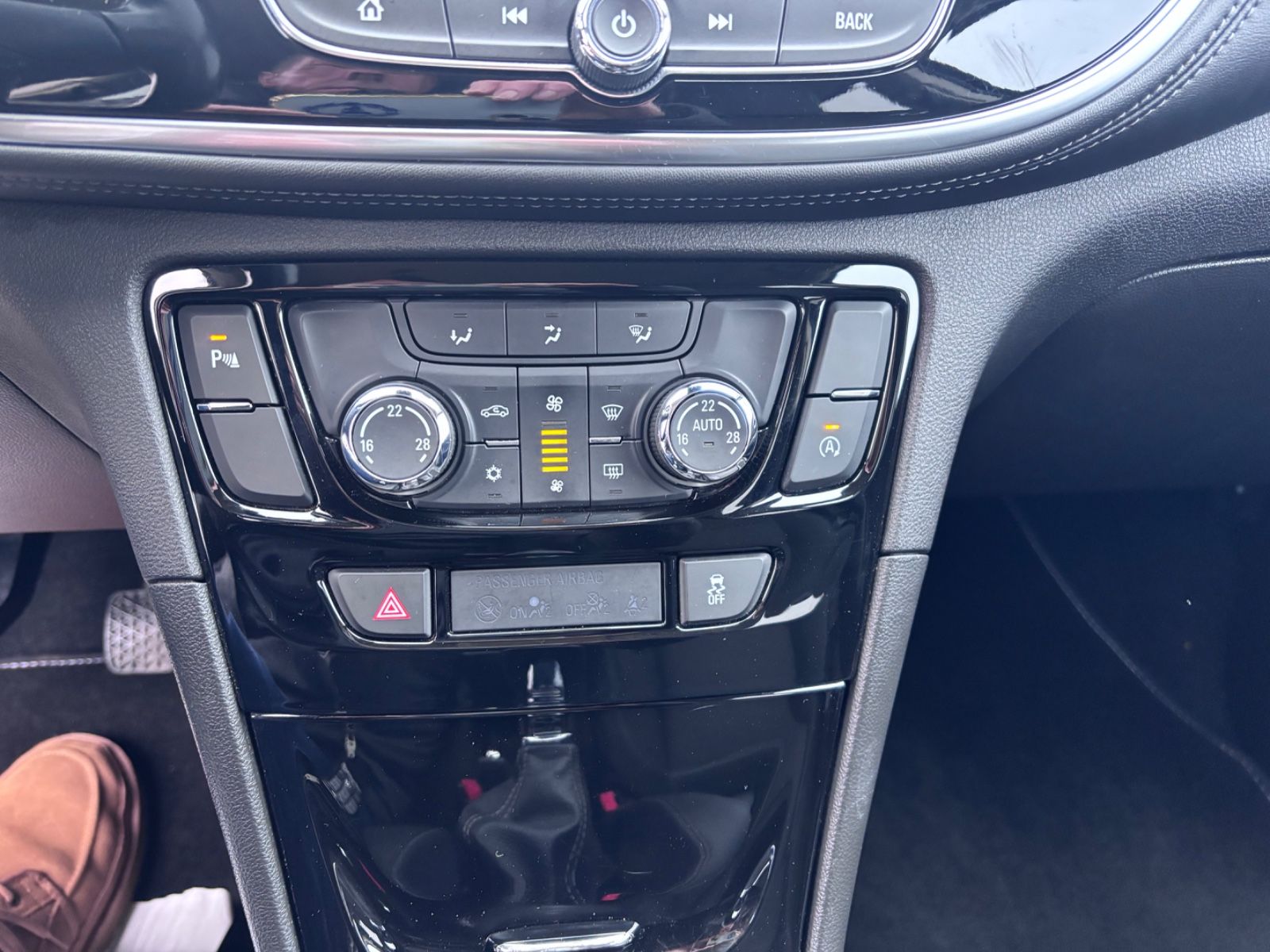 Fahrzeugabbildung Opel Mokka X Innovation Start/Stop