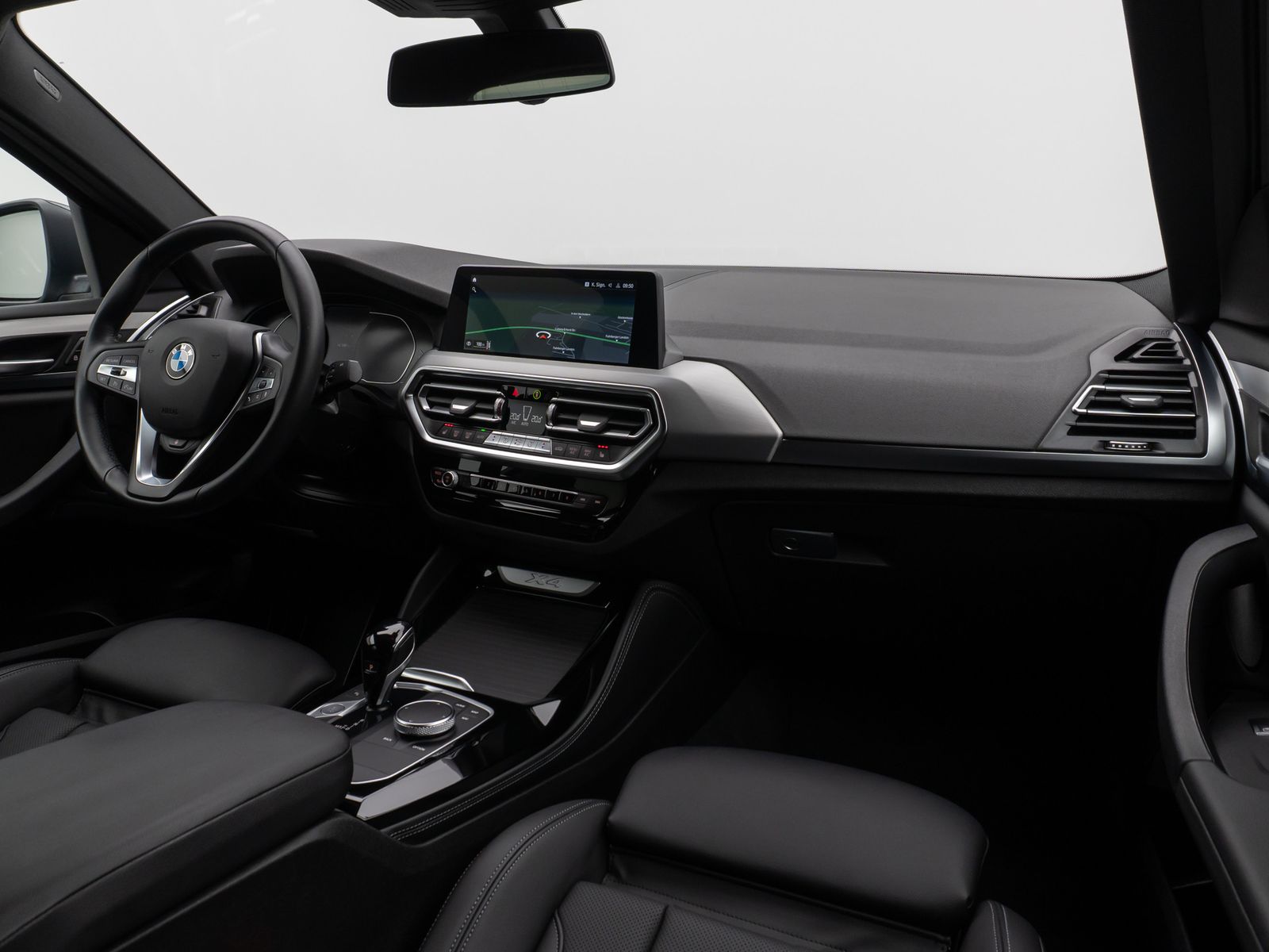 Fahrzeugabbildung BMW X4 xD20d Kamera DAB Lenkrhzg AHK Sport 20Zoll