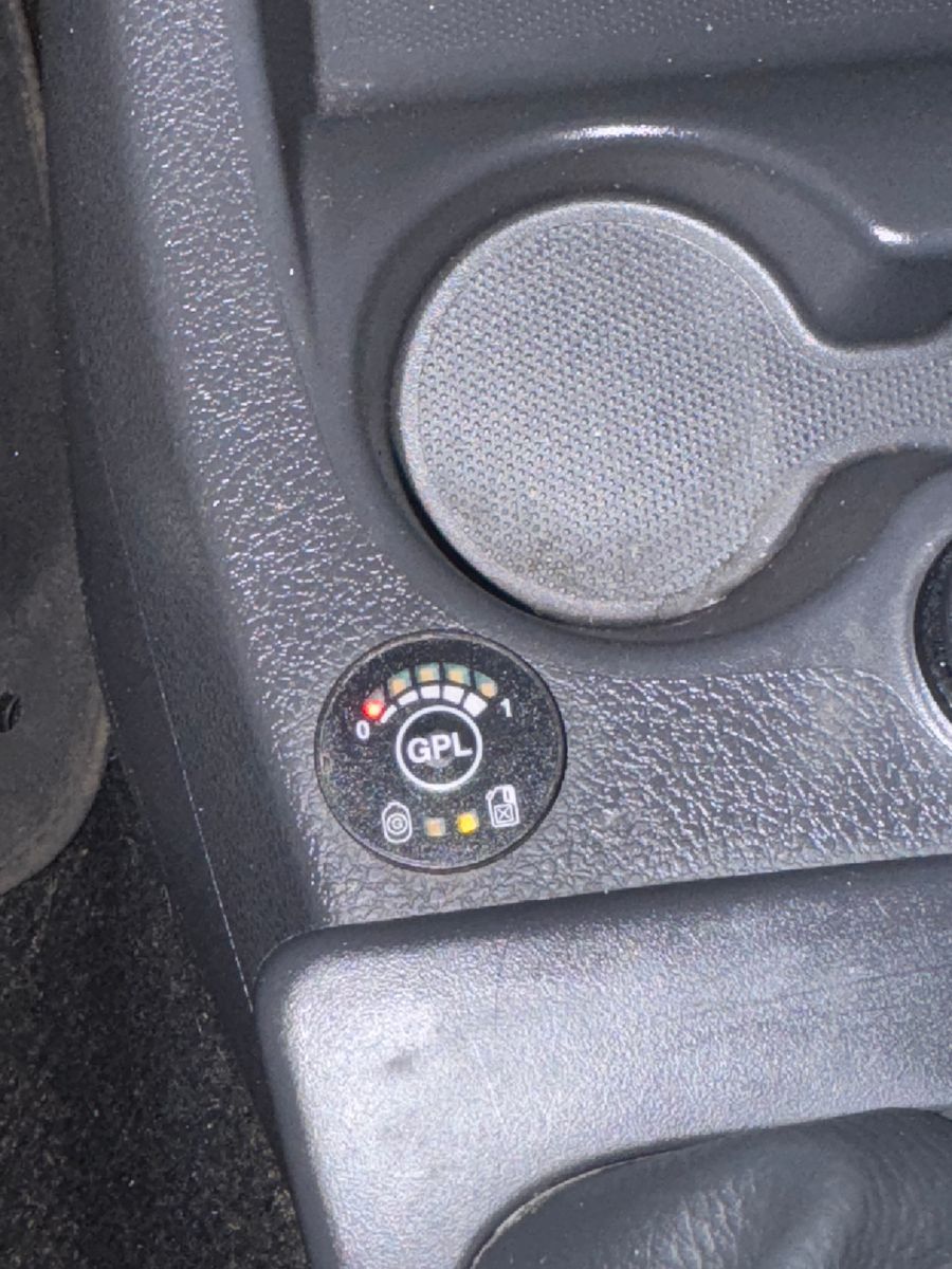 Fahrzeugabbildung Dacia Dokker Express Ambiance 1.6 LPG GAS NAVI AHK SHZ