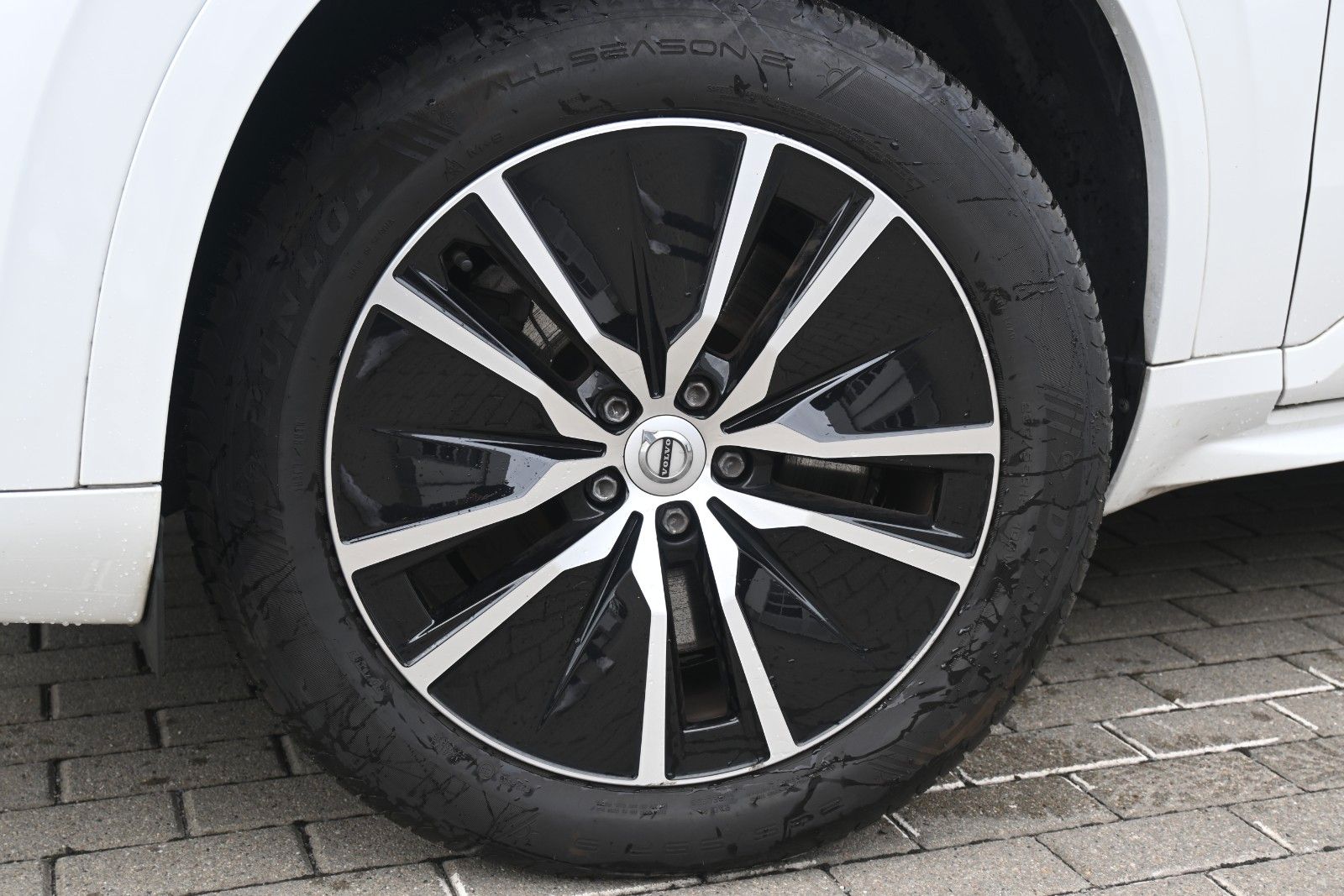 Fahrzeugabbildung Volvo XC90 T8 AWD RC Inscription Expression*RFK*PANO*