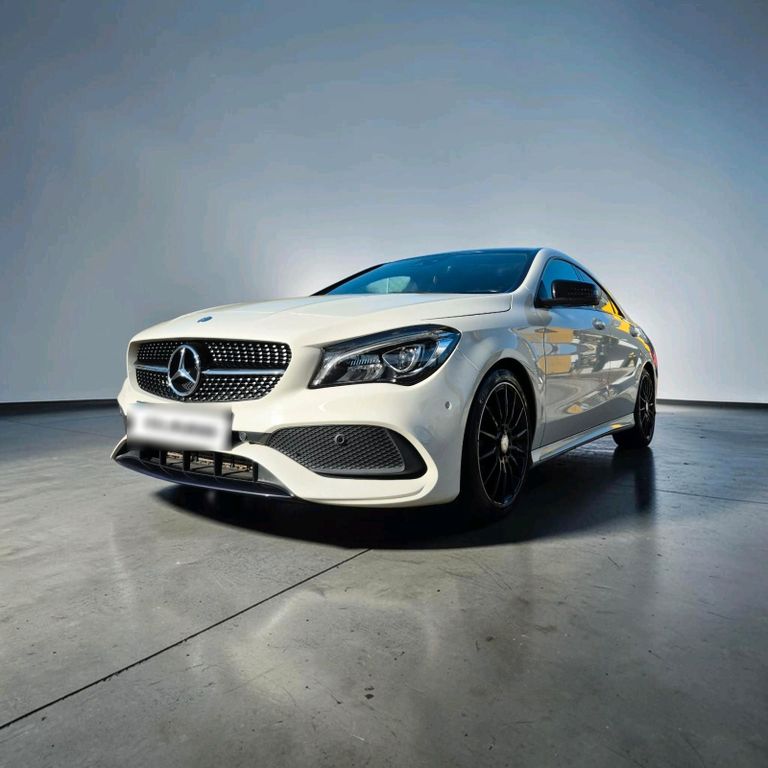 Image of Mercedes-Benz CLA 200