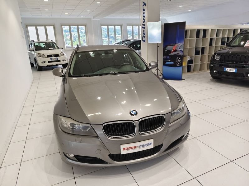 BMW BMW Serie 3 320d CAT Touring xdrive Attiva*4x4*