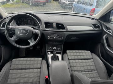 Audi Q3 - 10