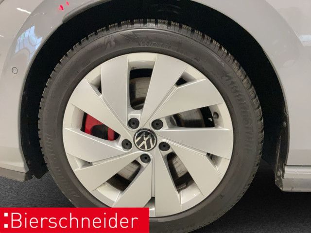 Volkswagen Golf 8 GTI 2.0 TSI DSG Black 19 AHK MATRIX PANO foto 10