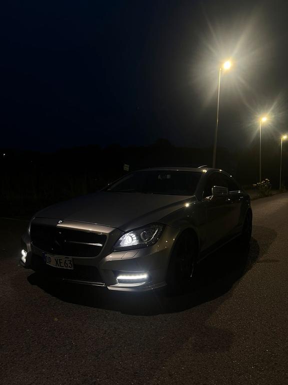 Mercedes-Benz CLS 500
