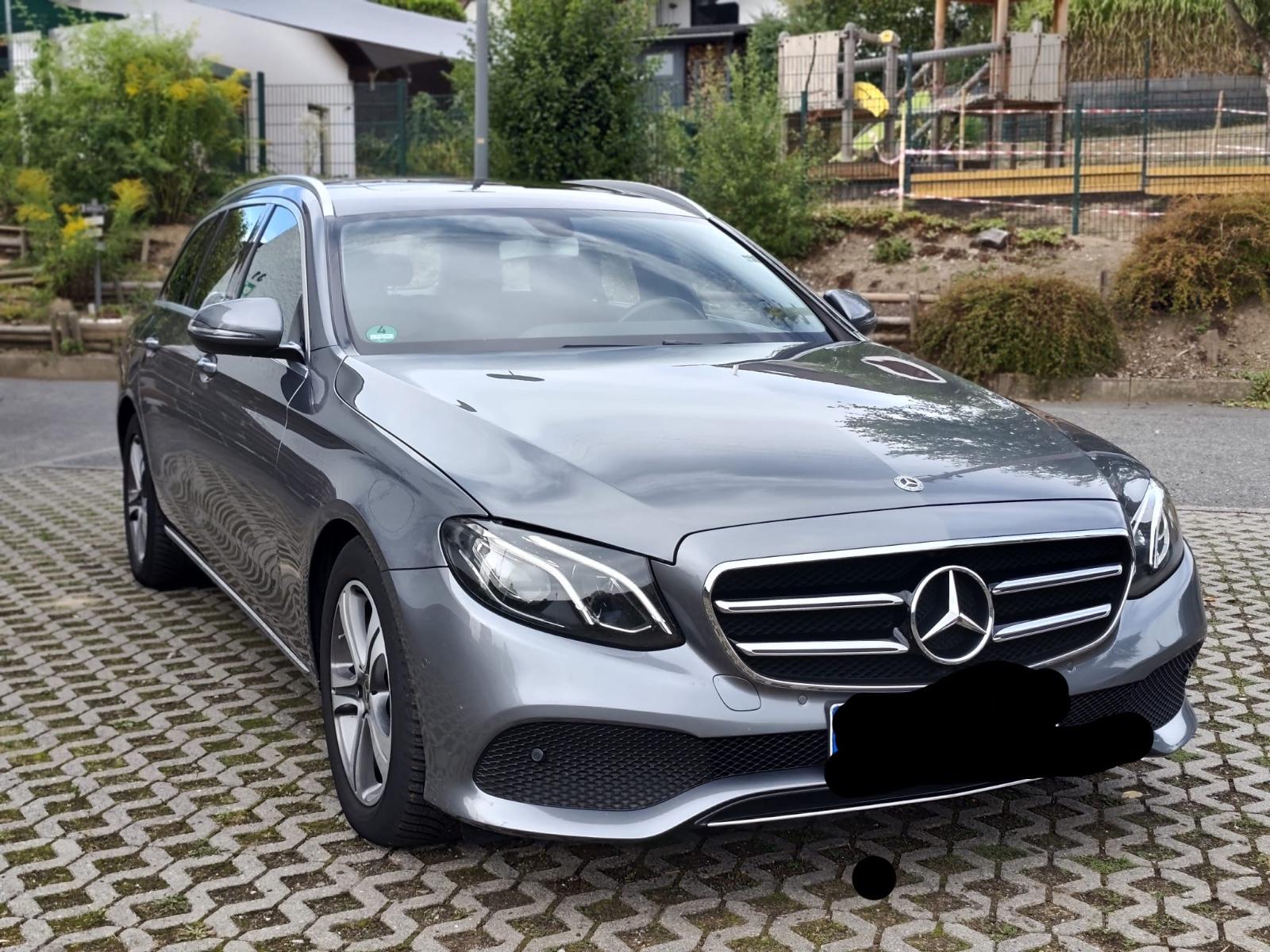 Mercedes-Benz E 220 d 4MATIC Allrad