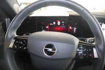 Fotografie des Opel Astra Sports Tourer 1.2 Turbo Automatik GS