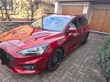Ford Focus 1,5 EcoBoost 110kW ST-line - Ford Focus von privat