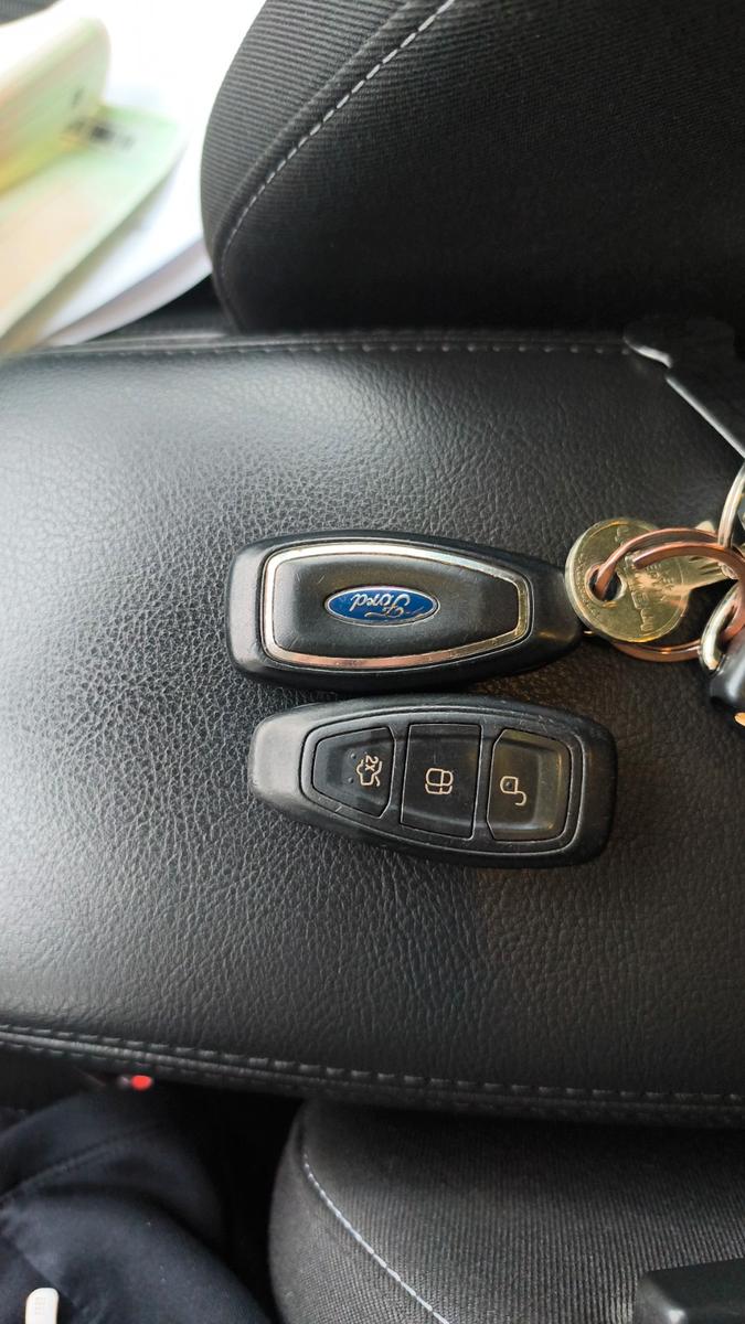 Ford Focus 2013 — photo 14