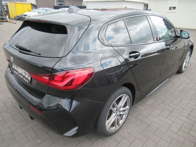 BMW 116i  M-Sport  18.000km   Panorama navi .......