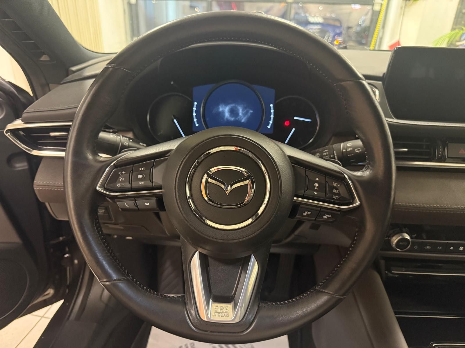 Fahrzeugabbildung Mazda 6 Kombi Sports-Line / LED/NAVI/LEDER/KAMERA