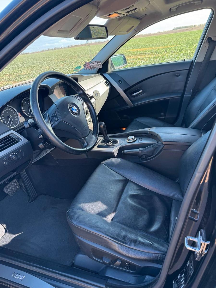BMW 525 2004 — photo 9