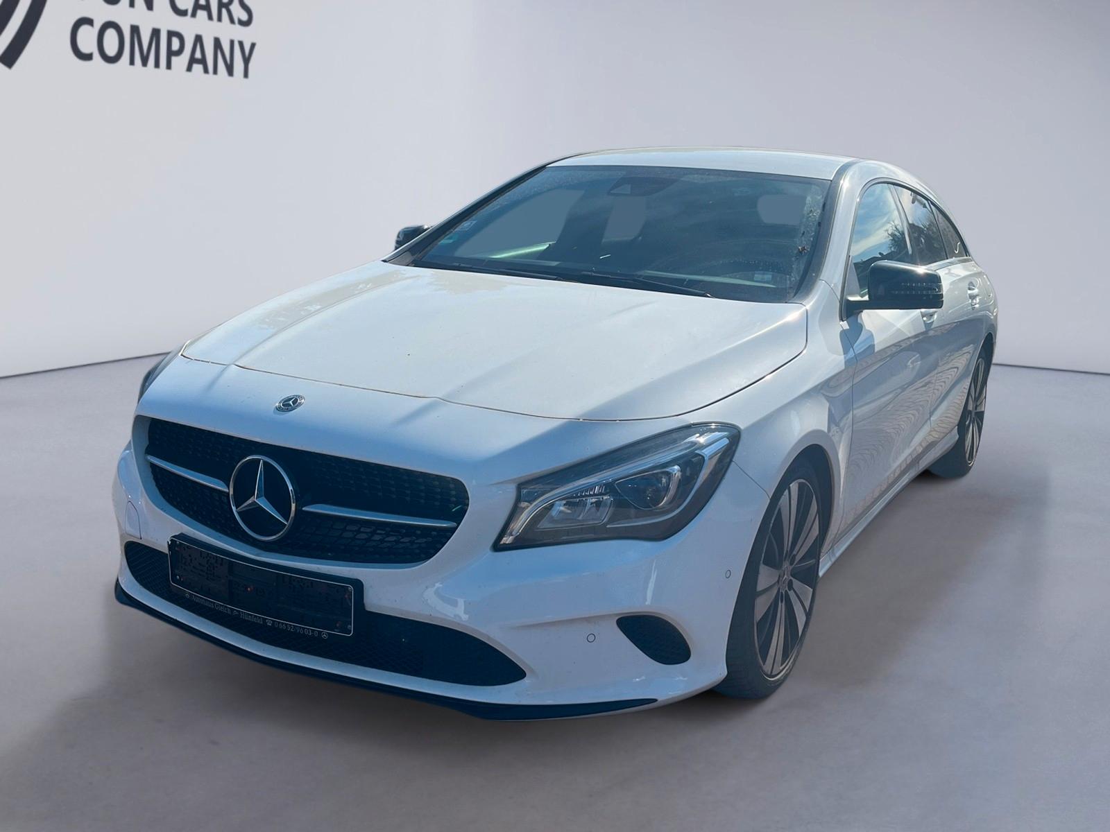 Mercedes-Benz CLA 200 Automatik LED Kamera Leder AHK Navi SHZ