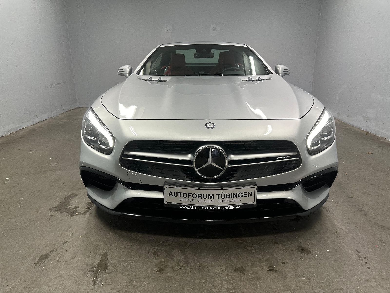 Fahrzeugabbildung Mercedes-Benz SL 63 AMG *Designo*PANORAMA*VMAX*MASSAGE*