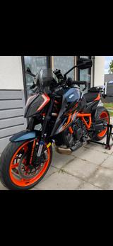 KTM 1290 Superduke R EVO - KTM BLAU