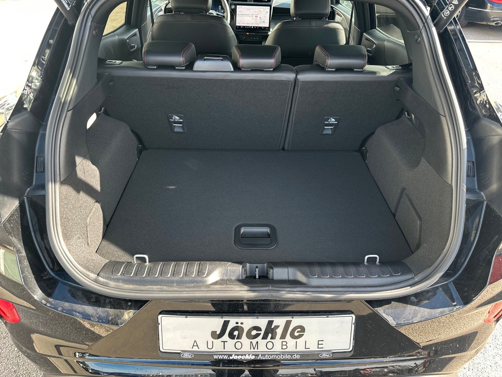 Fahrzeugabbildung Ford Puma ST-Line X, FAHRASSISTENZPAKET