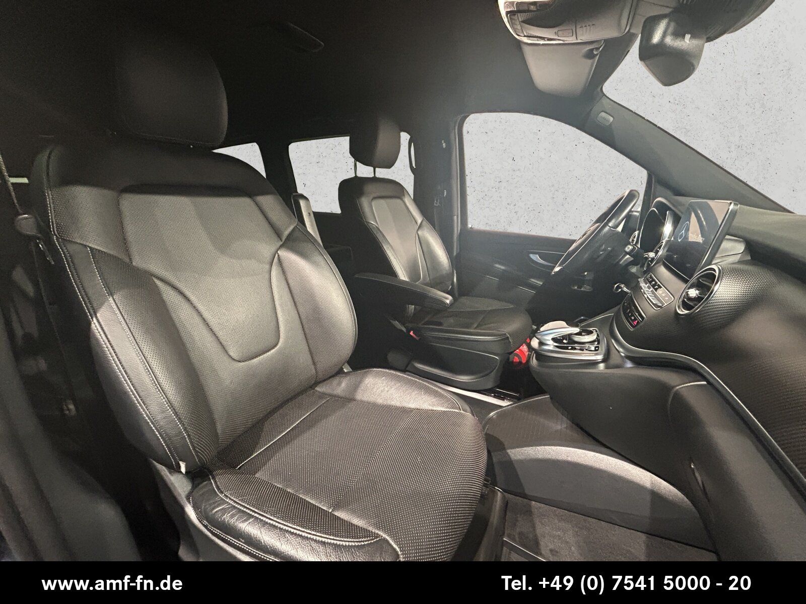 V 250d AMG-LINE STHZG AHK LEDER BURMESTER 360°