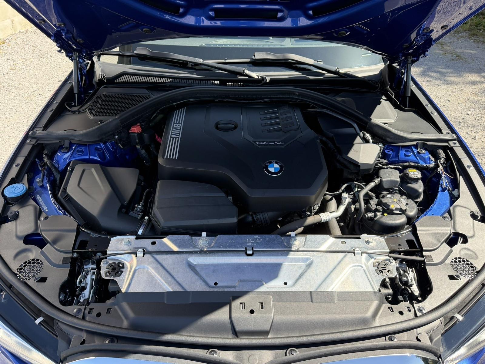 BMW 330i M Sport HeadUp LiveCockp Prof ACC HarmanKar