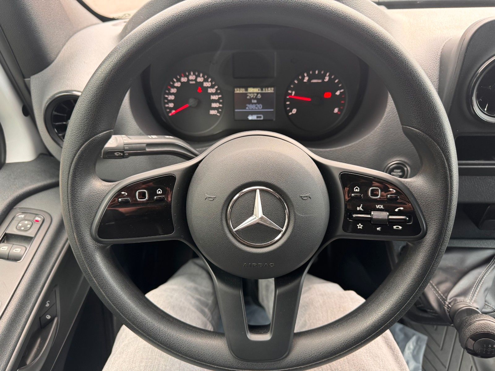 Fahrzeugabbildung Mercedes-Benz Sprinter 315 CDI 4325 Klima Kamera MBUX