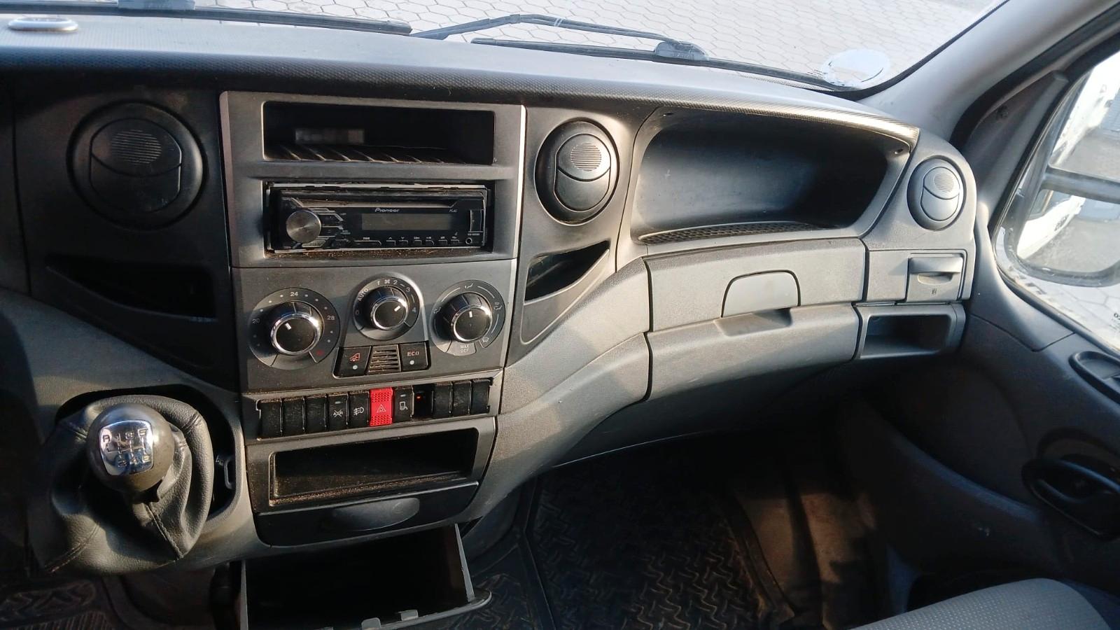 Iveco Daily Kasten HKa 35 S... Radstand 3300