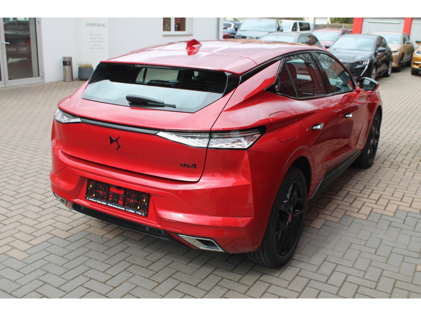 DS Automobiles DS4 Perf Line PT130 EAT8 Kamera Shz DAB LED Appl