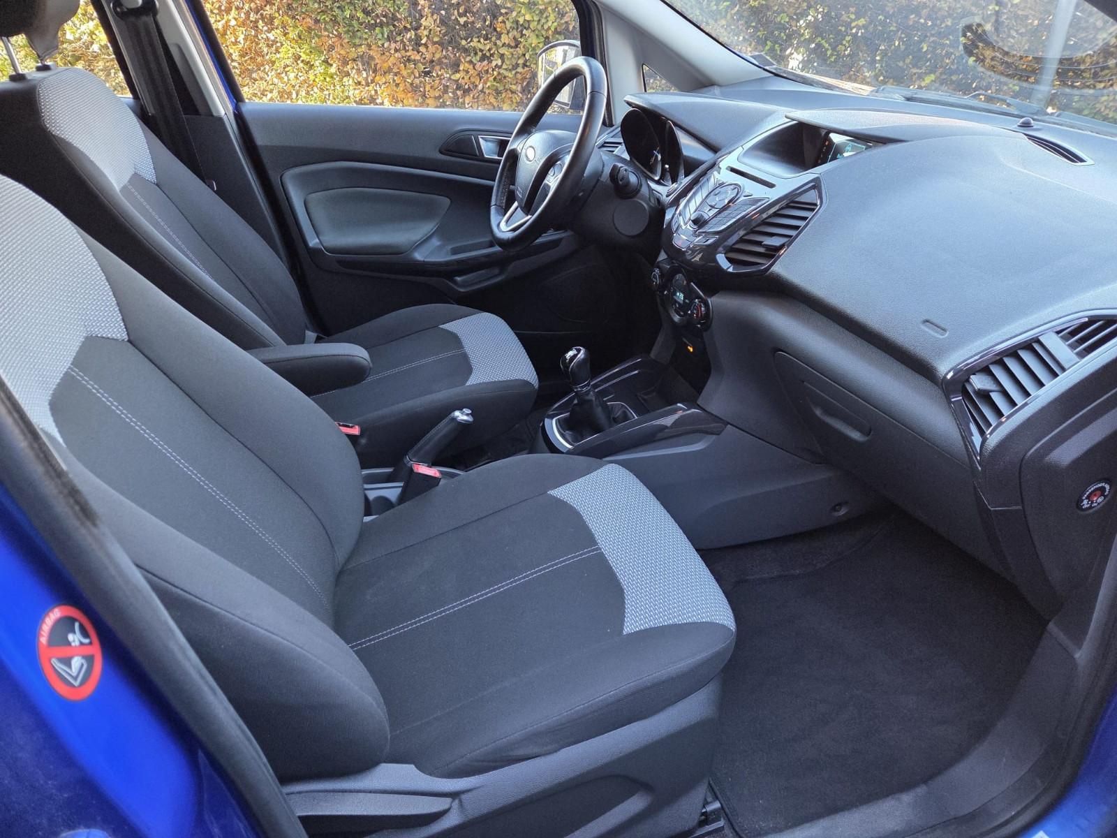 Ford EcoSport 2015 — photo 10