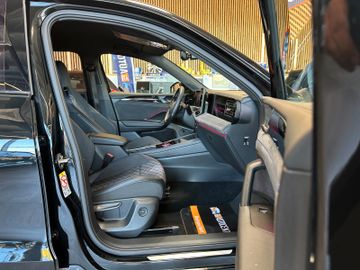 Volkswagen Tiguan *R-LINE*MASSAGE*LKHZ*ACC*CARPLAY*LED