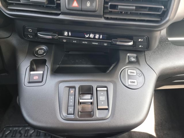 Fiat Doblo Maxi  Kombi 7 Sitzer NAVI DAB SZHG