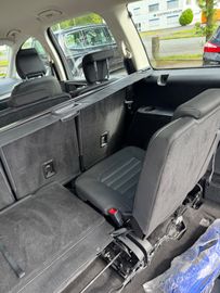 Ford Galaxy - 9