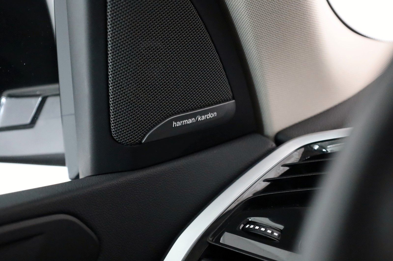 Fahrzeugabbildung BMW X5 xDrive 30d,Leder,Navi,LED,SH,H&K,Kamera,ACC