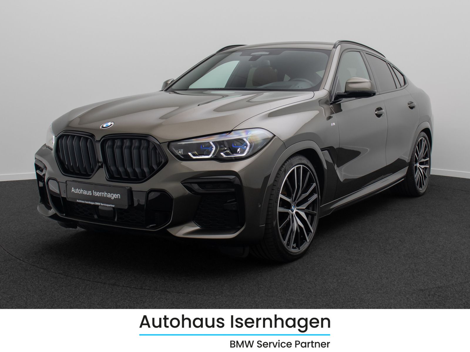 Fahrzeugabbildung BMW X6 xD40i M Sport 360°DAB Panorama Individual 22"