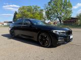 BMW 520i  2018 m paket 19 zoll Leder  - BMW 520: M Paket