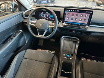 Volkswagen T-Roc *KEYLESS*MASSAGE*LENKRADHZ*ACC*CARPLAY*