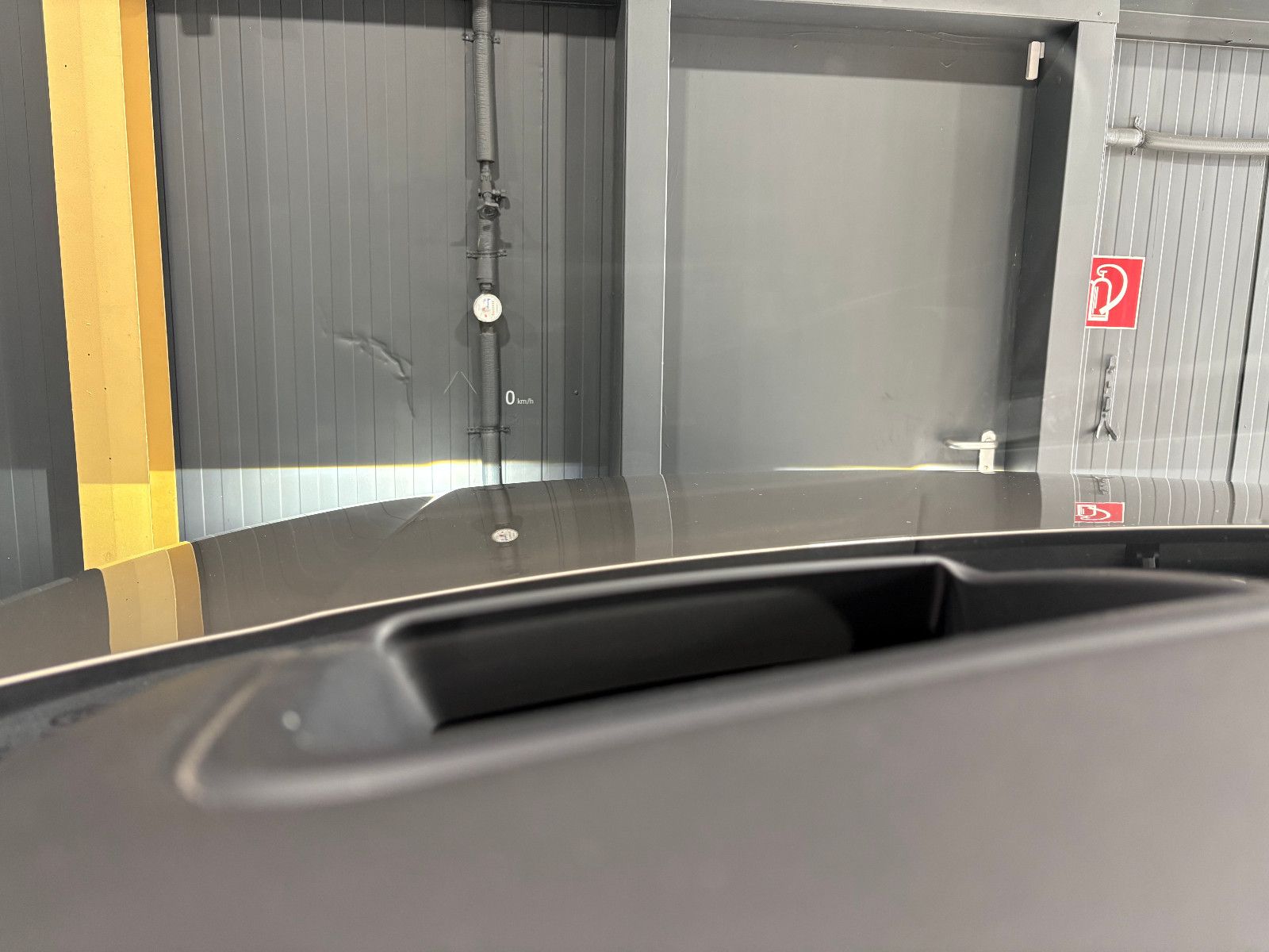 Fahrzeugabbildung Land Rover Discovery 5 R-Dynamic HSE D300 AWD/7-SITZ/360°/