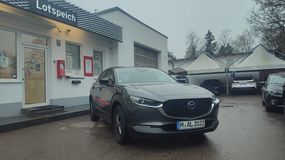 Mazda CX-30 2.5L e-SKYACTIV G 140ps Einparkhilfe vor. 