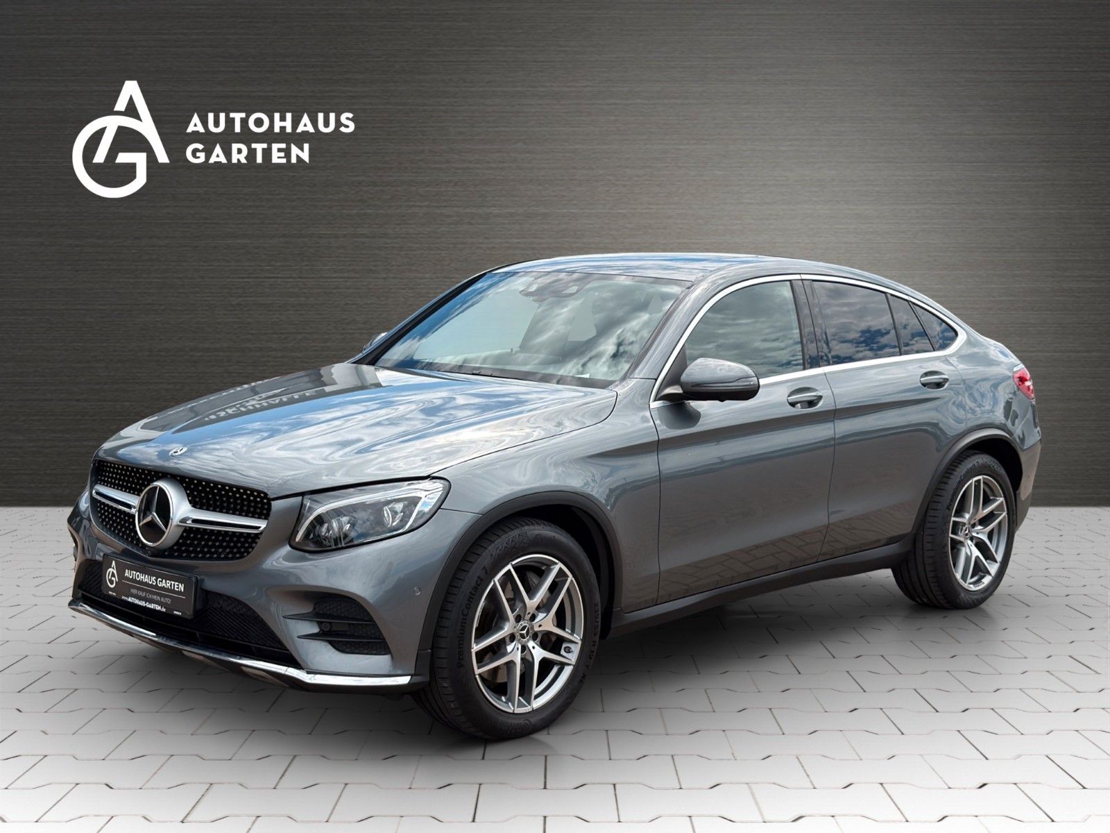 MERCEDES-BENZ GLC 250 Coupe 4Matic AMG-Line Pano 360° Leder