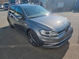 Volkswagen Golf VII Lim. Sound Start-Stopp - Volkswagen: Unfallwagen