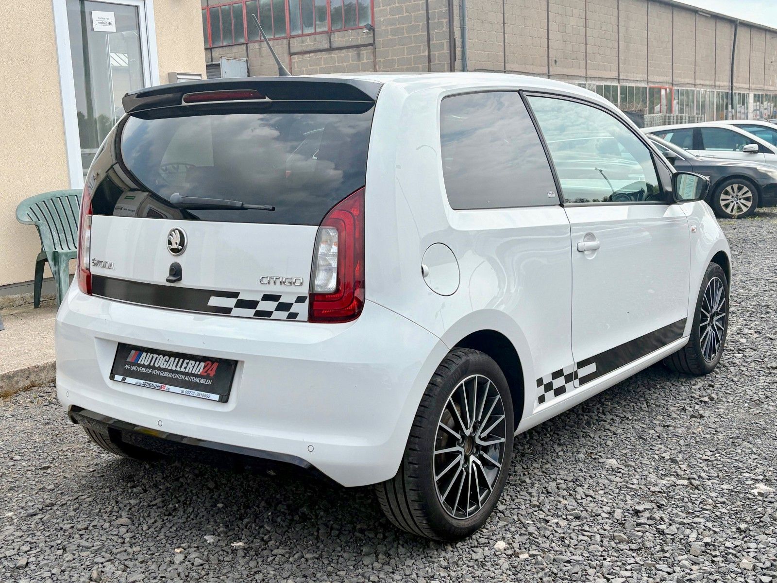 Fahrzeugabbildung SKODA Citigo 1.0 MPI Monte Carlo Tempo Klima 16" SPORT
