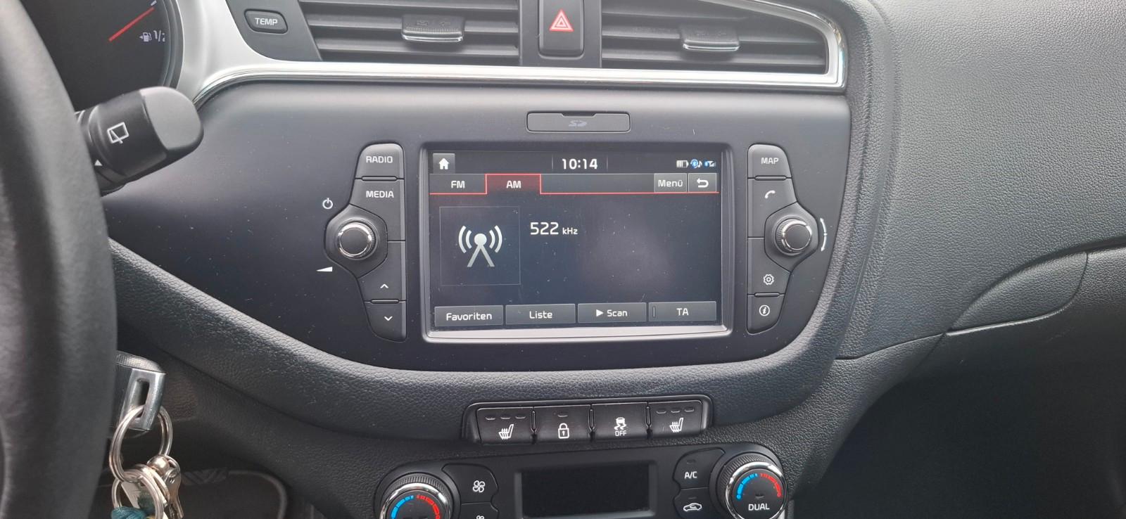 Kia cee'd Sportswagon 1.6 GDI Dream-Team Edition...