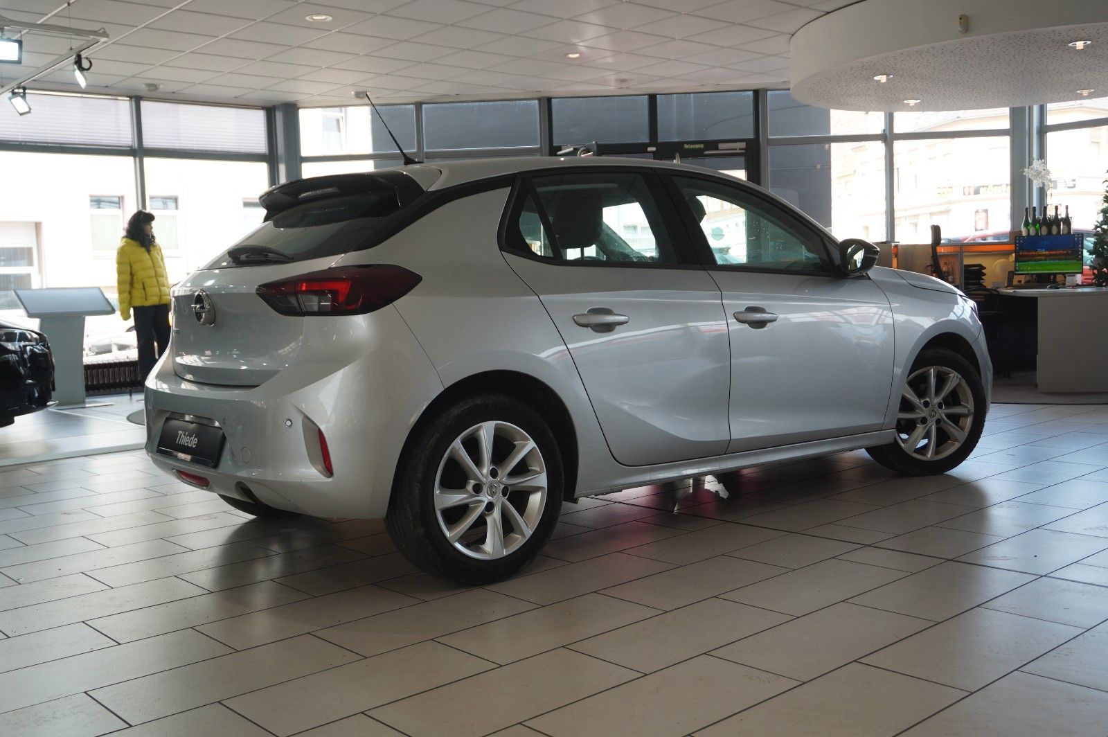 Fahrzeugabbildung Opel Corsa F 1.2 ELEGANCE NAVI/LED/TEMP/PDC/KLIMA/USB