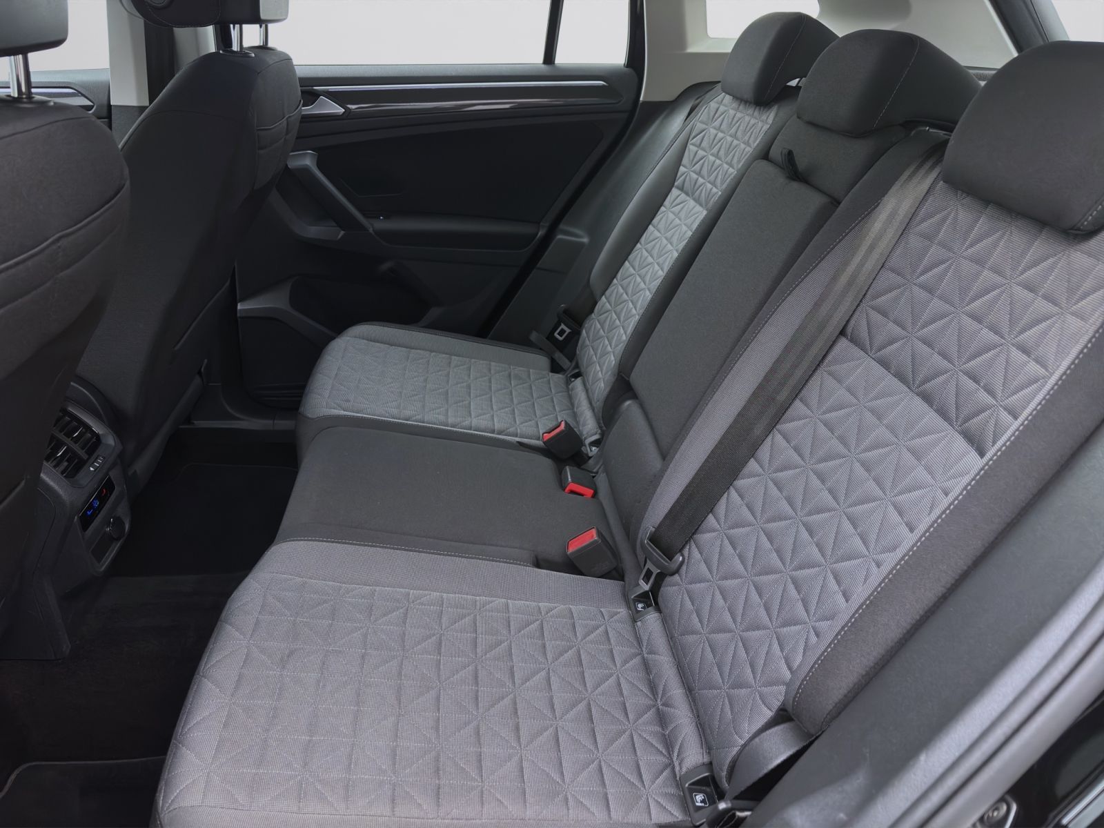 Volkswagen Tiguan - Bild 16