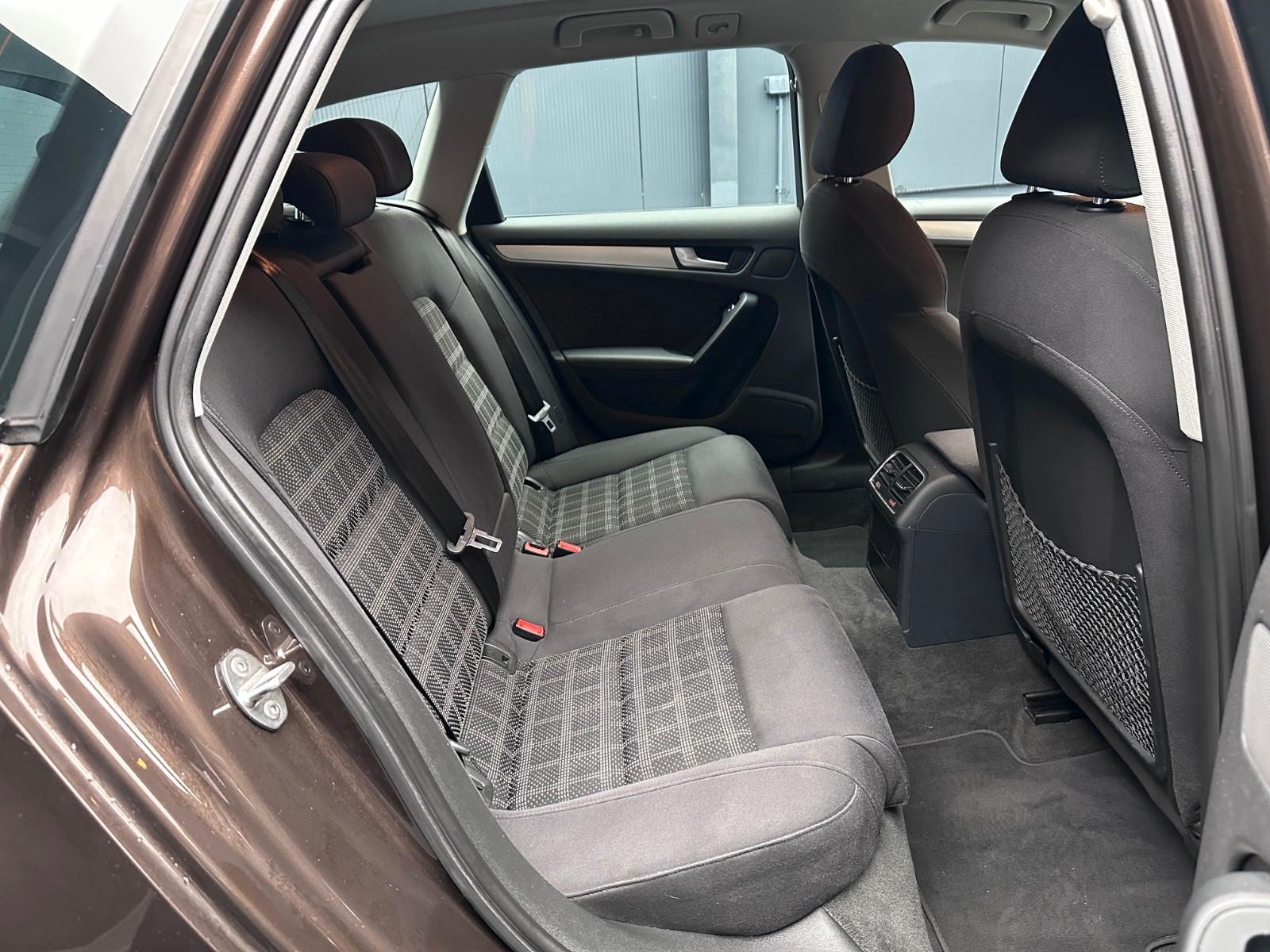 Audi A4 2013 — photo 21