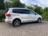 Volkswagen Sharan 2.0 TDI DSG 125kW BMotion Tech Highli... - Volkswagen Sharan in Bonn