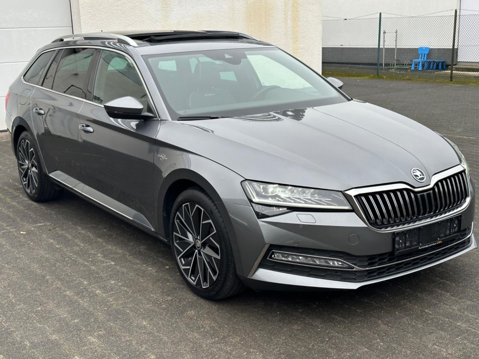 Skoda Superb Combi L&K 4×4 VIRTUAL|ACC|SPUR|PANO